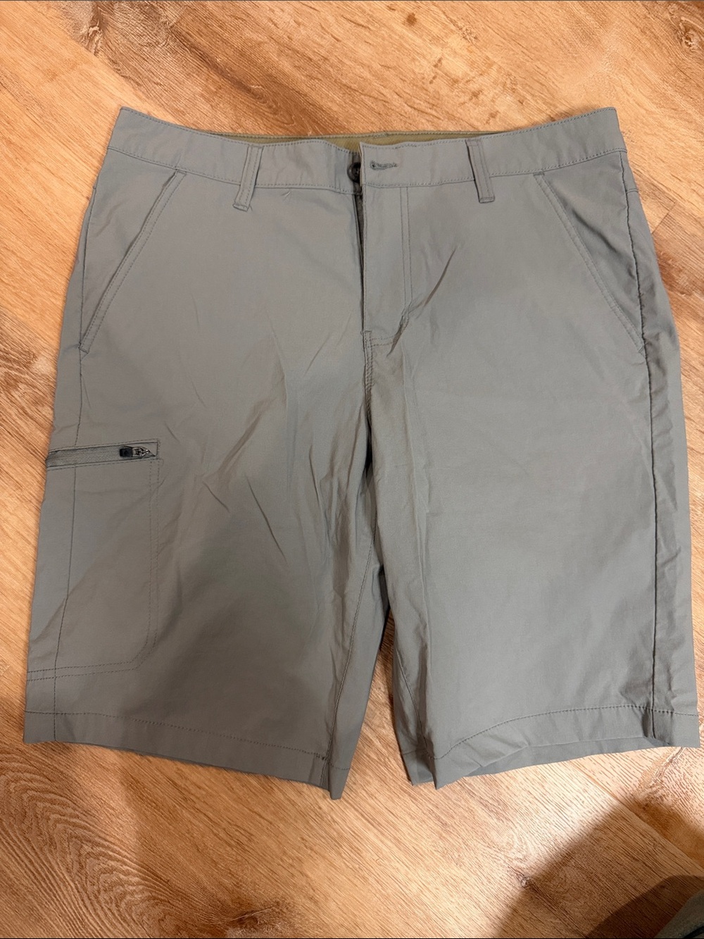 Eddie Bauer Men's Outdoor Hybrid Shorts - Light Gray